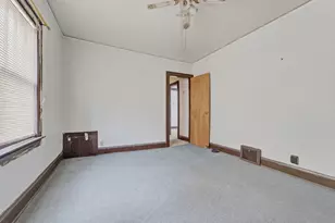 3026 S Hanson Ave, Milwaukee, WI 53207 - Photo 9
