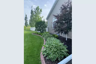 538  T-Bird Dr, Fond du Lac, WI 54935 - Photo 33