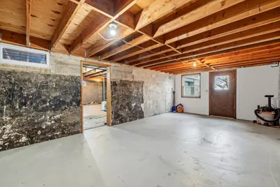 200 S Greenfield Ave, Waukesha, WI 53186 - Photo 33