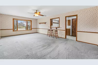 200 S Greenfield Ave, Waukesha, WI 53186 - Photo 13