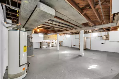 2066 S 107th St, West Allis, WI 53227 - Photo 29