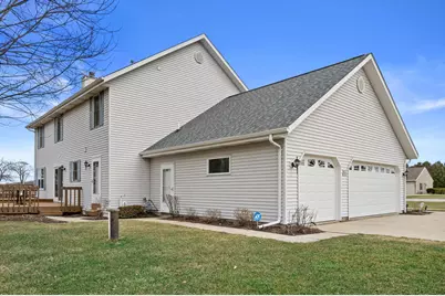 W350N6781  Baltic Pass -, Oconomowoc, WI 53066 - Photo 31