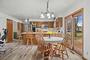 W350N6781 Baltic Pass, Oconomowoc, WI 53066 - Photo 15