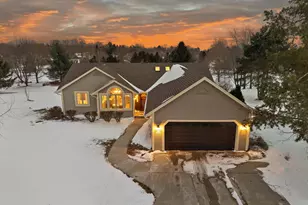 S47W25739 Wood Lilly Ln, Waukesha, WI 53189 - Photo 53