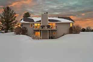 S47W25739 Wood Lilly Ln, Waukesha, WI 53189 - Photo 37