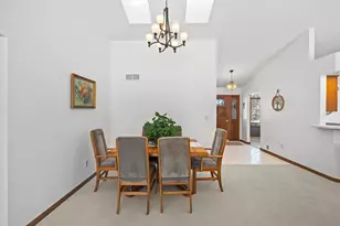 S47W25739 Wood Lilly Ln, Waukesha, WI 53189 - Photo 7