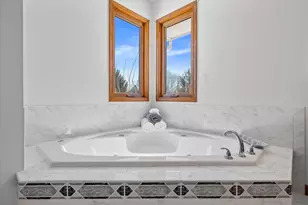 S47W25739 Wood Lilly Ln, Waukesha, WI 53189 - Photo 21