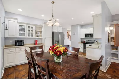 6621  Heidelberg Cir, Racine, WI 53185 - Photo 7