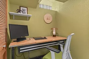 2877 S 46th St, Milwaukee, WI 53219 - Photo 29