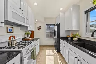 2877 S 46th St, Milwaukee, WI 53219 - Photo 15