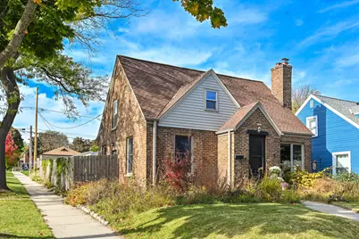 2877 S 46th St, Milwaukee, WI 53219 - Photo 43