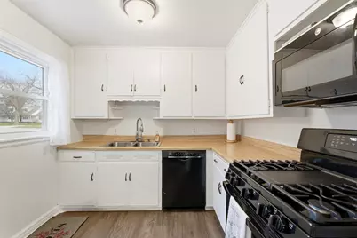 28 N Spencer St, Elkhorn, WI 53121 - Photo 19