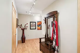 1325 N Van Buren St, Milwaukee, WI 53202 - Photo 5