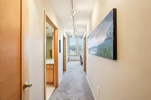 1325 N Van Buren St, Milwaukee, WI 53202 - Photo 19