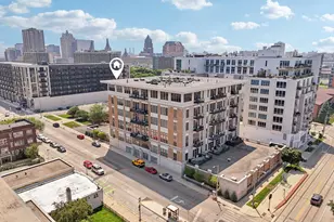 1325 N Van Buren St, Milwaukee, WI 53202 - Photo 47