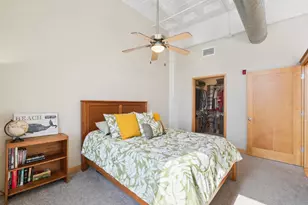 1325 N Van Buren St, Milwaukee, WI 53202 - Photo 27