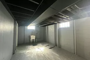 6827 N 44th St, Milwaukee, WI 53223 - Photo 73