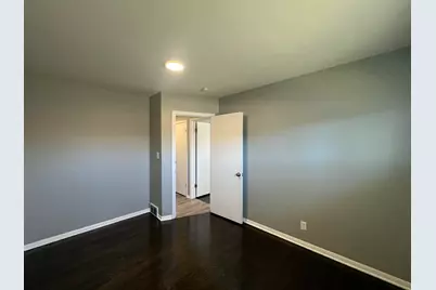 6827 N 44th St, Milwaukee, WI 53223 - Photo 33