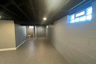 6827 N 44th St, Milwaukee, WI 53223 - Photo 57