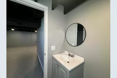 6827 N 44th St, Milwaukee, WI 53223 - Photo 69