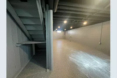 6827 N 44th St, Milwaukee, WI 53223 - Photo 65