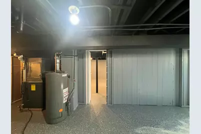 6827 N 44th St, Milwaukee, WI 53223 - Photo 79