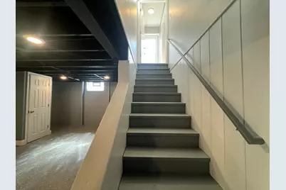 6827 N 44th St, Milwaukee, WI 53223 - Photo 71