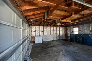 6827 N 44th St, Milwaukee, WI 53223 - Photo 99