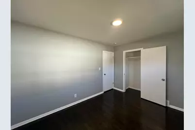 6827 N 44th St, Milwaukee, WI 53223 - Photo 25