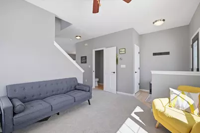 734  Creekwood Ln, West Bend, WI 53095 - Photo 5