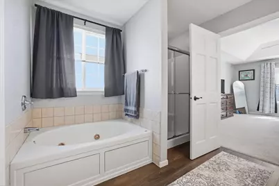 734  Creekwood Ln, West Bend, WI 53095 - Photo 27