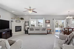 734 Creekwood Ln, West Bend, WI 53095 - Photo 9