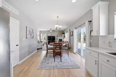 734  Creekwood Ln, West Bend, WI 53095 - Photo 13