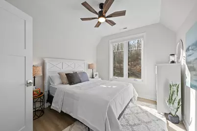 422 S Lakeshore Dr, Fontana, WI 53125 - Photo 27