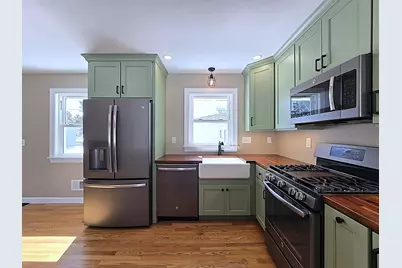 N65W24157  Poplar Ave, Sussex, WI 53089 - Photo 7