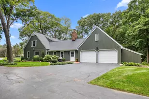 N63W29784 Woodfield Ct, Merton, WI 53029 - Photo 37