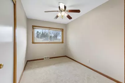 1407 W Mallory Ave, Milwaukee, WI 53221 - Photo 11