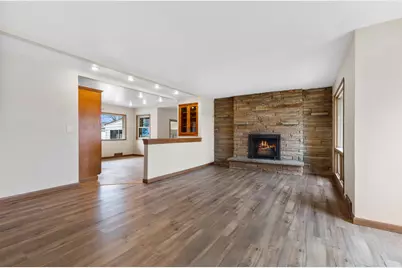 1407 W Mallory Ave, Milwaukee, WI 53221 - Photo 19