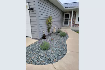 108  Baron Rd, Mukwonago, WI 53149 - Photo 3