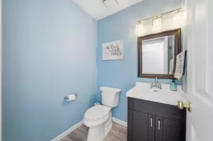 15429 W Mayflower Ct, New Berlin, WI 53151 - Photo 15