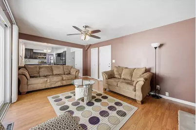 15429 W Mayflower Ct, New Berlin, WI 53151 - Photo 13