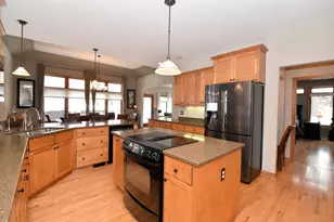 N77W23829 Sun Valley Run, Sussex, WI 53089 - Photo 17