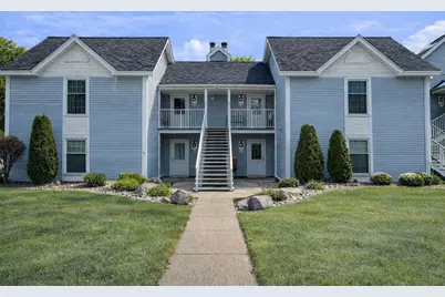 300  Foxwood Dr #160, Racine, WI 53185 - Photo 1