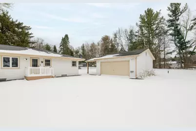 21401 W Woodland Dr, New Berlin, WI 53146 - Photo 33