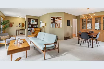 S54W23710  Maple Hill Ct, Waukesha, WI 53189 - Photo 17