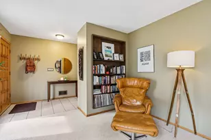 S54W23710 Maple Hill Ct, Waukesha, WI 53189 - Photo 15