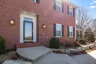 W235S4478 Amber Ct, Waukesha, WI 53189 - Photo 5