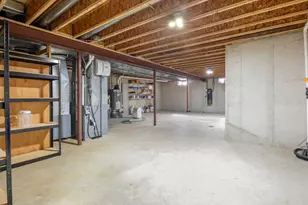 W235S4478 Amber Ct, Waukesha, WI 53189 - Photo 51