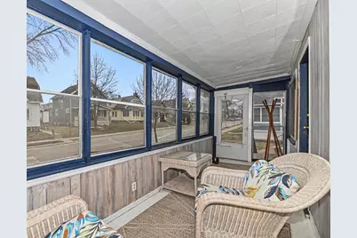 2009 S 77th St, West Allis, WI 53219 - Photo 3