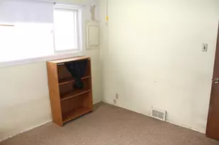 2853 S 50th St, Milwaukee, WI 53219 - Photo 13